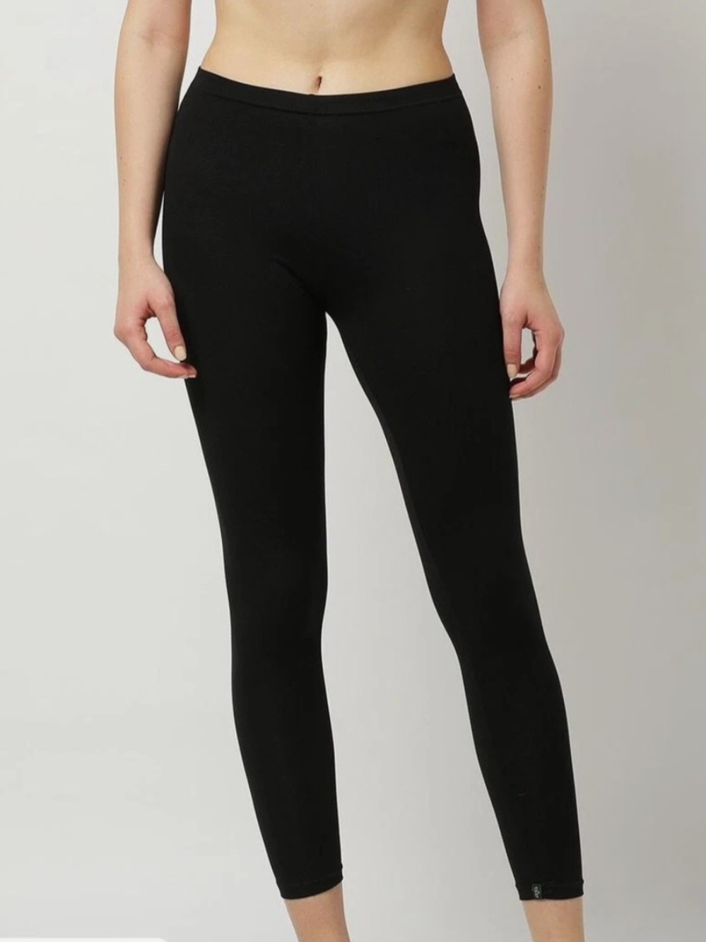 Classic Black Women's Stretch Leggings L/XL